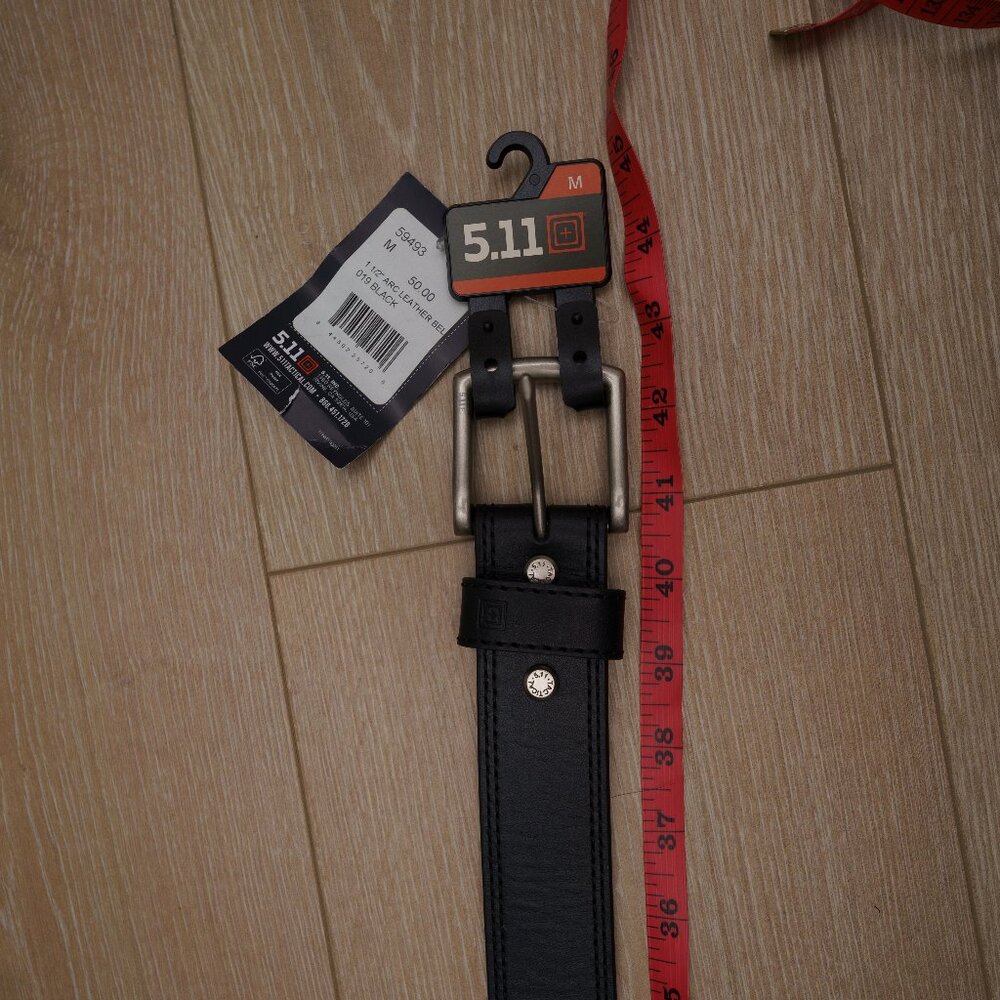 5.11 Tactical - 1.5" Casual Leather Belt - Medium